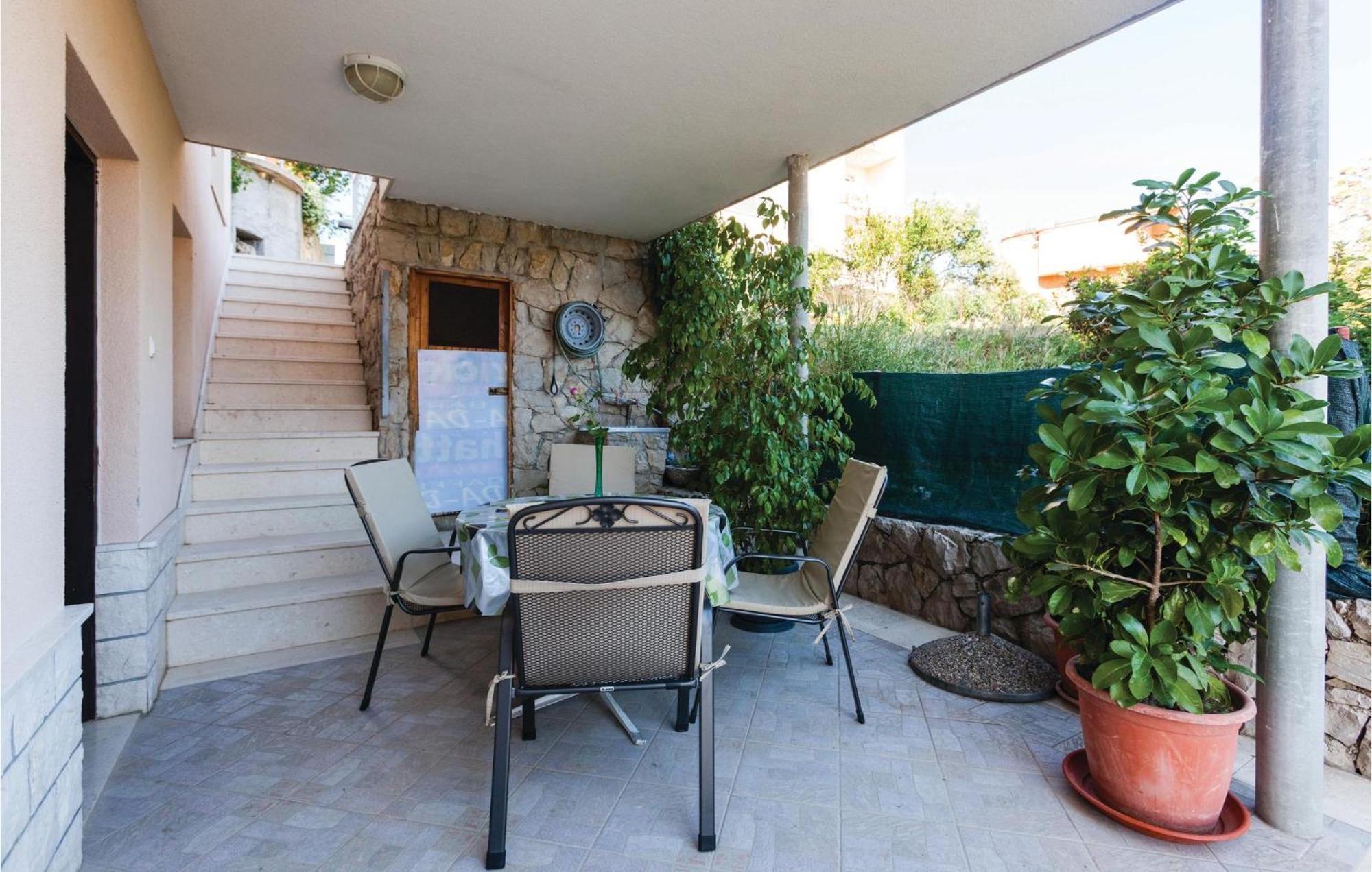 Amazing Apartment In Podstrana With Wifi Exterior photo